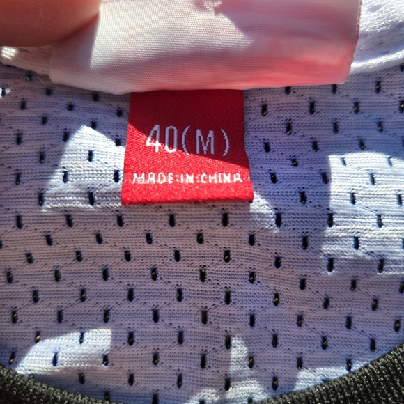 Mitchell & Ness White Mesh Jersey - Picture 3 of 4